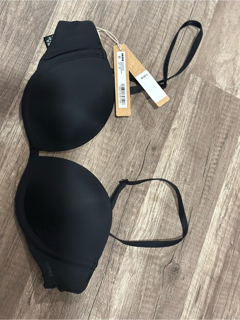 SKIMS Multi-Way Bra Onyx Black Size 32B – NWT
